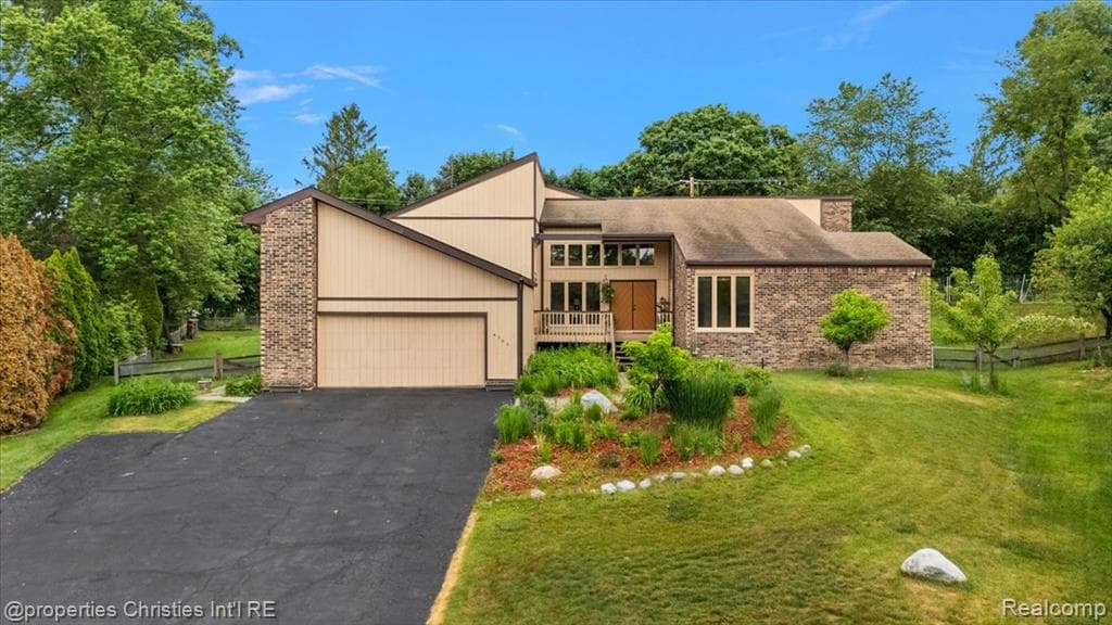 4566 Walden Drive